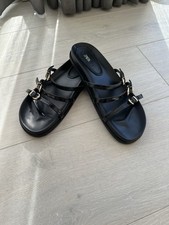 Black Flat Adjustable Zara