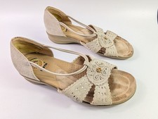 Earth Spirit Beige Leather