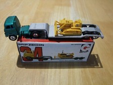 Isuzu Low Loader Green with