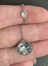 GENUINE Swan Signed SWAROVSKI