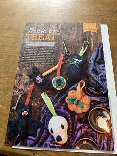 Halloween keyring knitting - halloween,