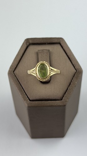 Peridot gold ring vintage - gold,