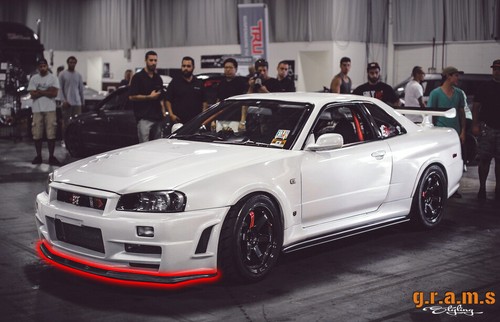 Nissan skyline r34 - skyline, style
