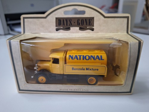 Lledo dg42 000 - 1934, mack