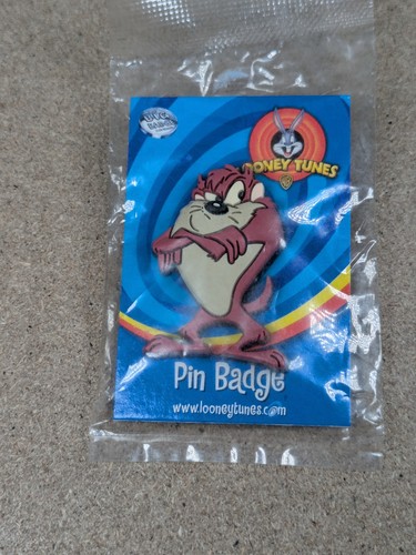 Vintage taz pin badge looney - badge,