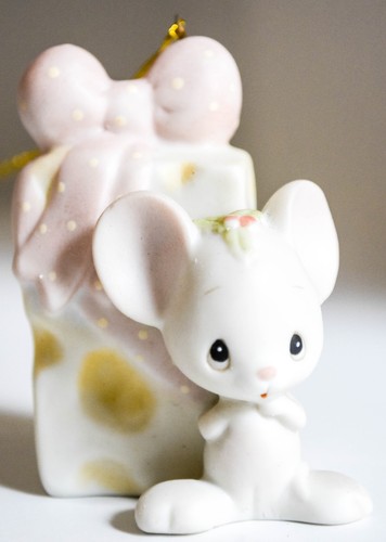 Precious moments mouse with - mouse,