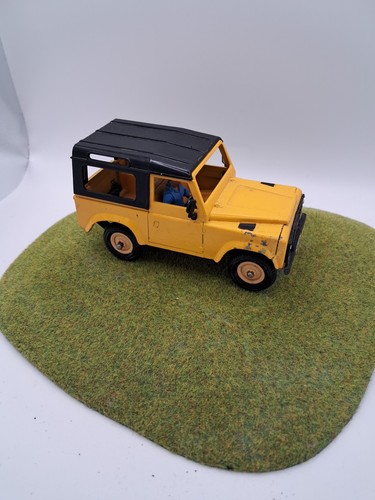 Britains land rover defender - land,