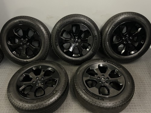 Land rover defender - 20",