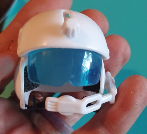Action figure pilot - action,