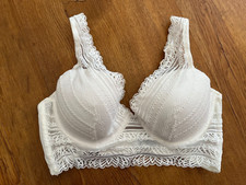 Ex-OYSHO Ivory Underwired Longline Lightly Padded Geometric Lace Bra - BNWOT