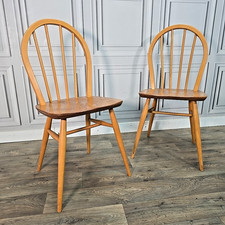 Ercol Windsor Dining Chairs – Model 400 – Blonde Vintage Solid Elm Seats – Pair