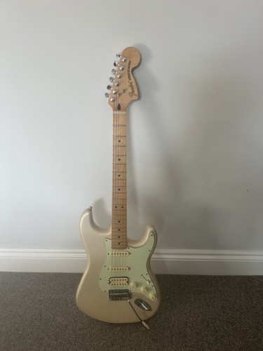 Fender deluxe stratocaster hss - deluxe,