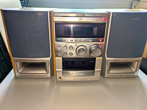 Aiwa compact shelf stereo - aiwa,