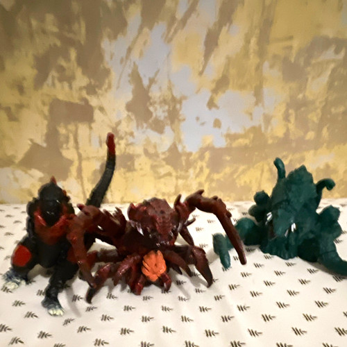Unofficial godzilla toy bundle - unofficial,