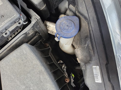 Washer bottle ford fiesta mk7 - fiesta,