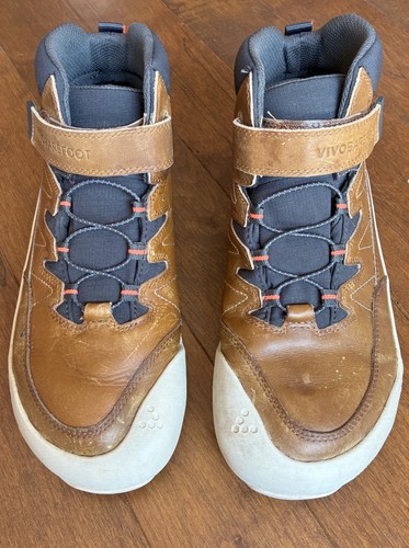 Vivobarefoot size juniors - 38,