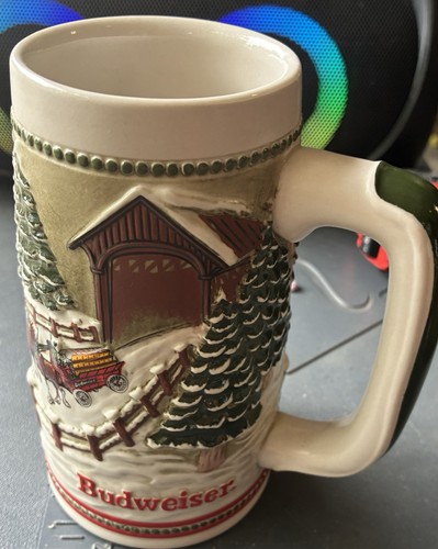 Budweiser holiday clydesdale - budweiser,