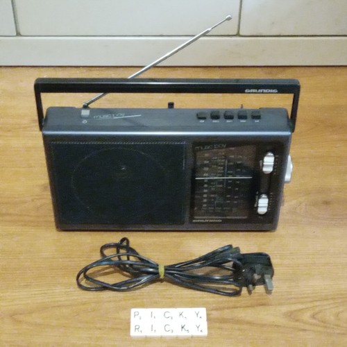 Vintage grundig radio - vintage,