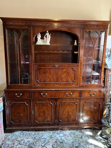 Classic bradley yew - yew, display