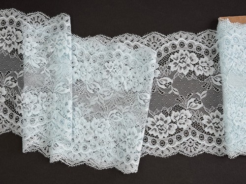 Metres pale baby blue dainty - 2,