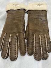 UGG gloves Size medium