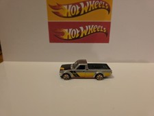 Hot Wheels '75 Datsun Sunny Truck B120 Christmas gift stocking filler1/64 Scale