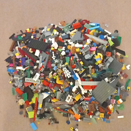 Lego bulk lot mixed - bulk,
