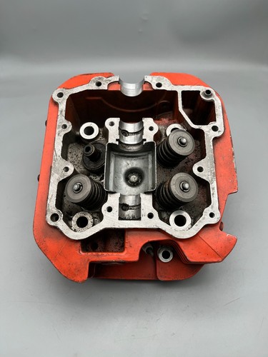 Suzuki dr750 cylinder - dr750, head