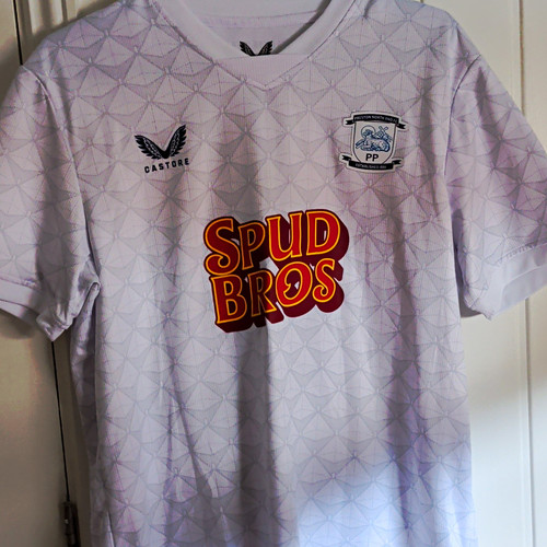 Castore match issue preston - castore,