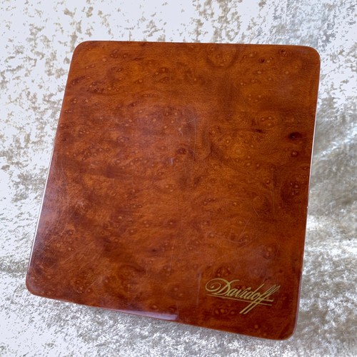 Davidoff wooden cigarillo - davidoff,