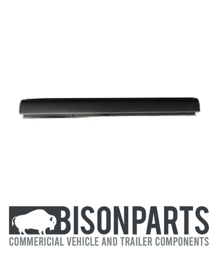 Rear bumper centre section - rear,