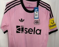 Newcastle United Pink
