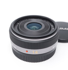 Panasonic LUMIX G 14mm f/2.5 ASPH Prime Lens for Micro 4/3 MFT - Grey - Great