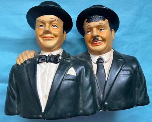Retro laurel and hardy bust - laurel,
