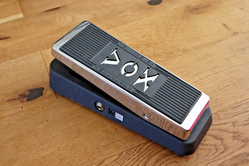 Vox v845 wah guitar effect - guitar,