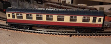 Hornby BR Blood & Custard
