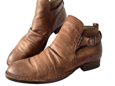 Russell & Bromley Nicky