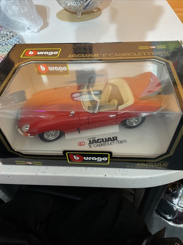 Burago jaguar type cabriolet - e-type,