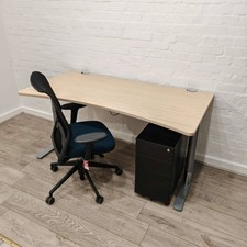 Electric Sit-Stand Desk, Maple Top, Grey Frame, Single Motor, Portholes, W1600mm