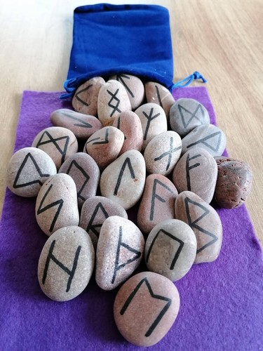 Runes set 191 handcrafted lge - 191,