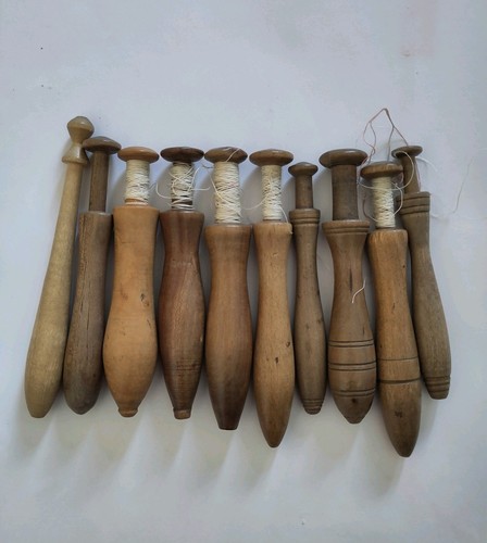 Antique wooden lace - 10,