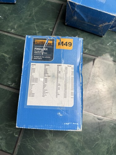 Halfords roof bar fitting - halfords, kit