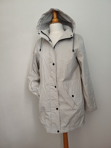 Light grey hooded coated - hooded, pu