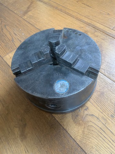 Jaw self centering - self, lathe