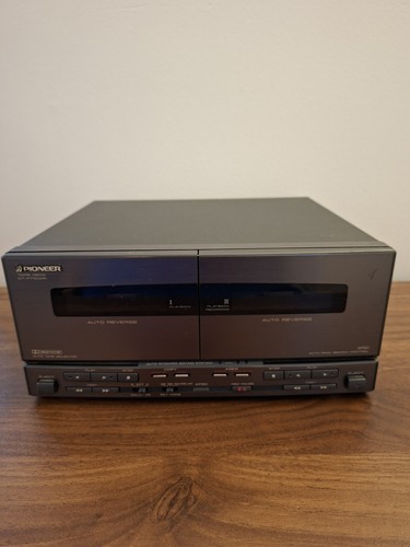 Pioneer tape cassette - pioneer, deck