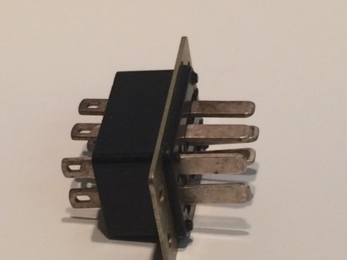 Way plessey plug jones - plug,