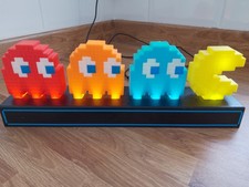 Pac-Man and Ghosts Light -
