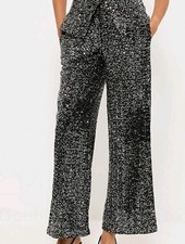 Nwt Black/Silver lined wide