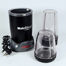 Nutri Blend Blender Smoothie Maker Cooks Professional Two Containers Working