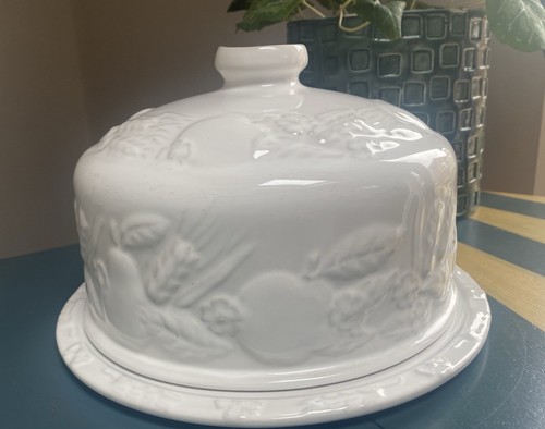 Cheese dome and plate vintage - dome,